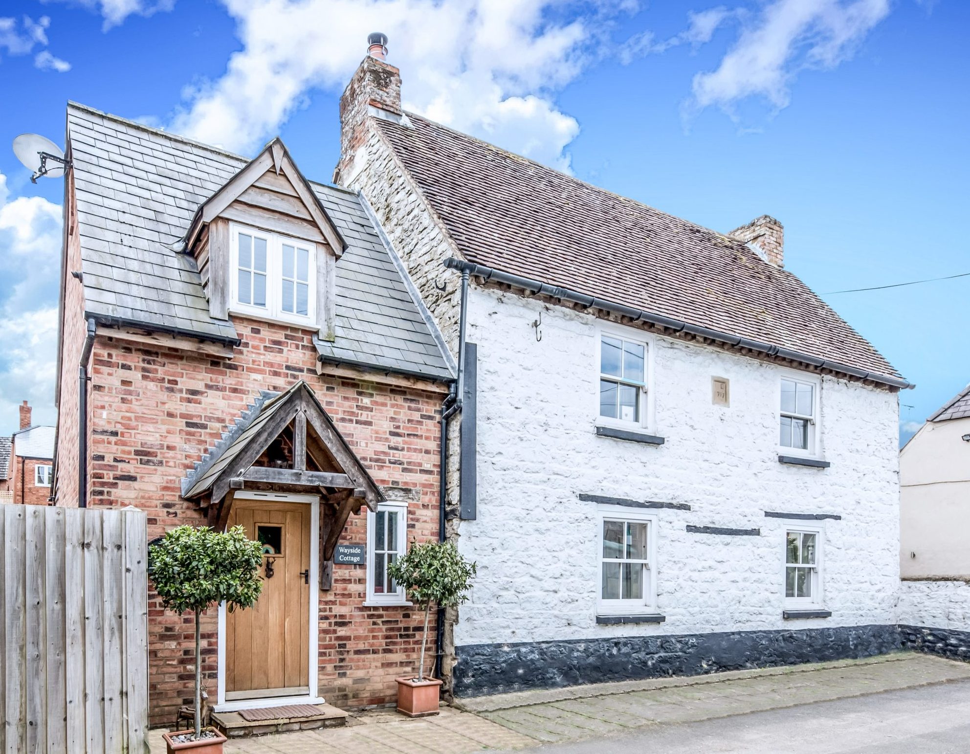 Wayside Cottage, Tingewick James Berry Town / Country / Equestrian